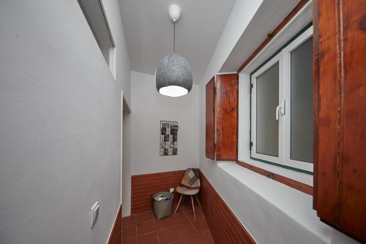Lx Factory Apartment! Outside Terrace 리스본 외부 사진